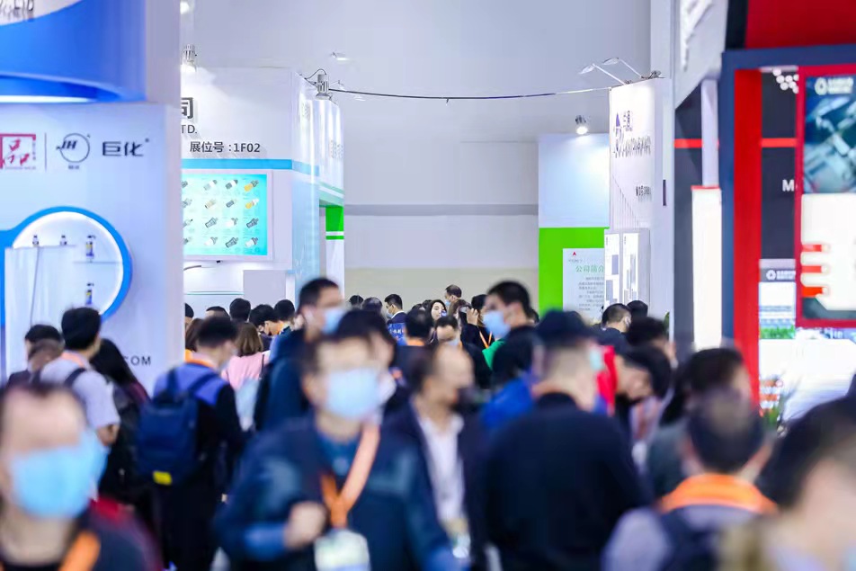 昨夜今晨全球大公司动态 特斯拉减少中国工厂汽车产量；亚马逊认为Temu和Shein成重大威胁